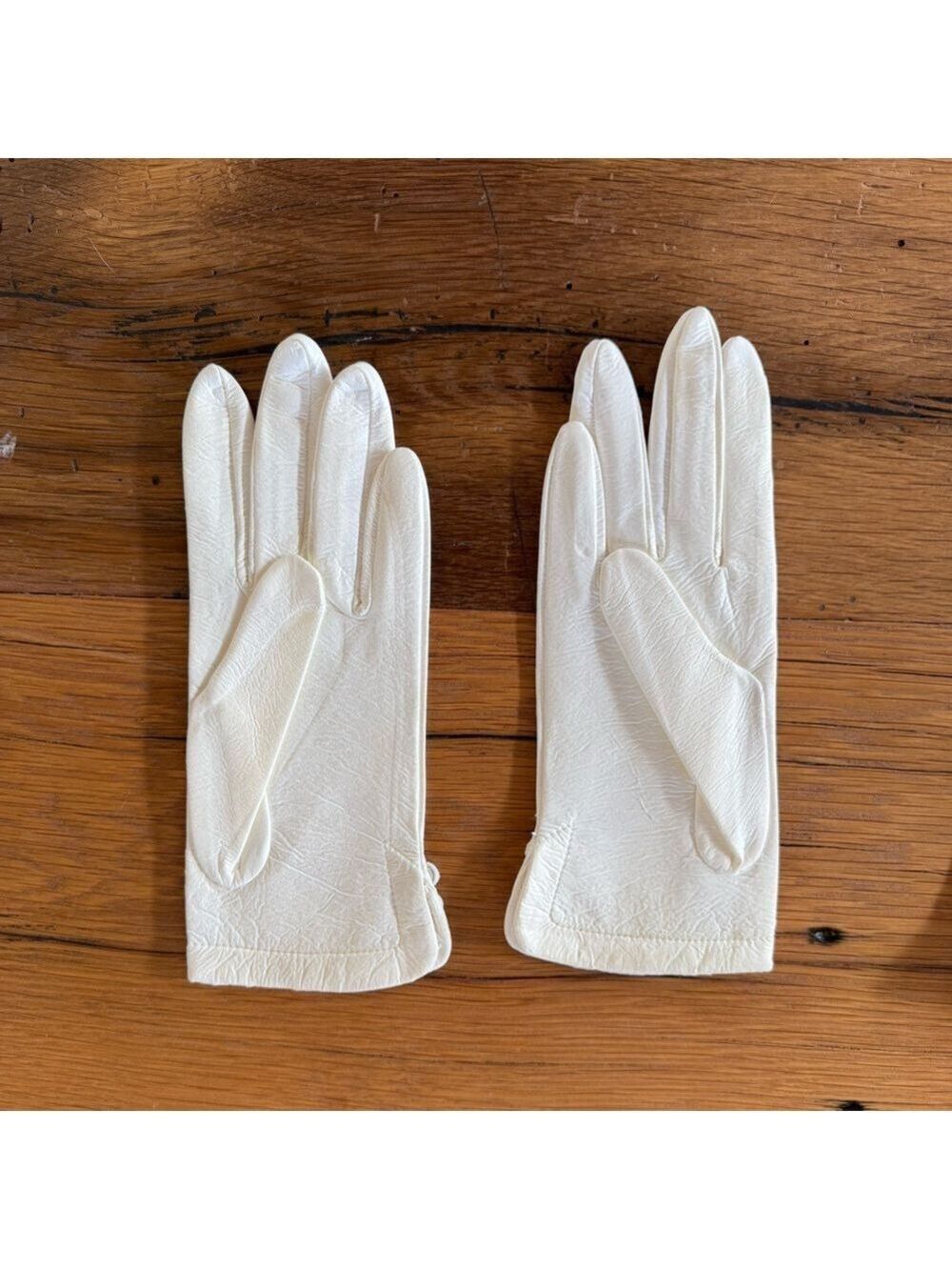 Christian Dior Vintage White Gloves - Picture 8 of 8